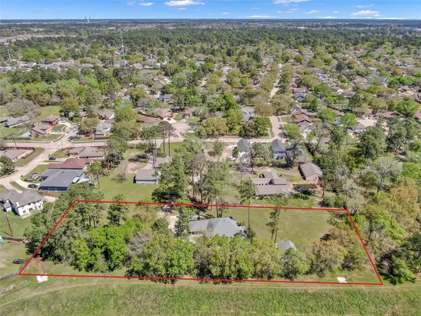 $595,000 | 17507 Deer Creek Drive, Spring, TX 77379