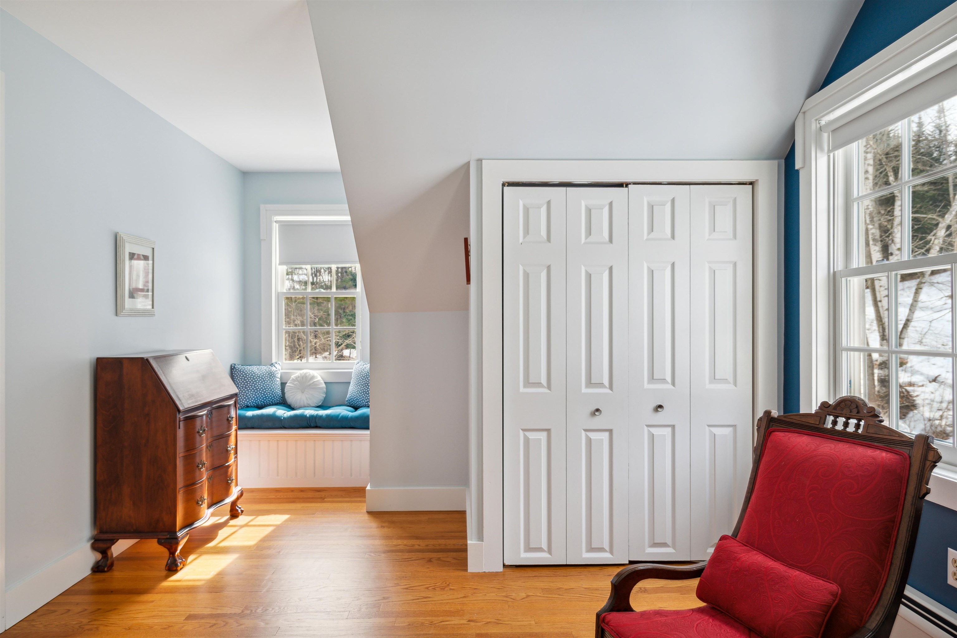 76 Grove Hill Road Woodstock, VT 05091 - Photo 10 of 26 Gallery Image 10