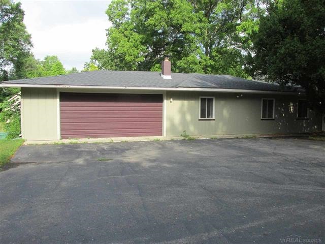 1700 Rochester Road Oakland, MI 48363 - Photo 3 of 43 31319509-2.JPG