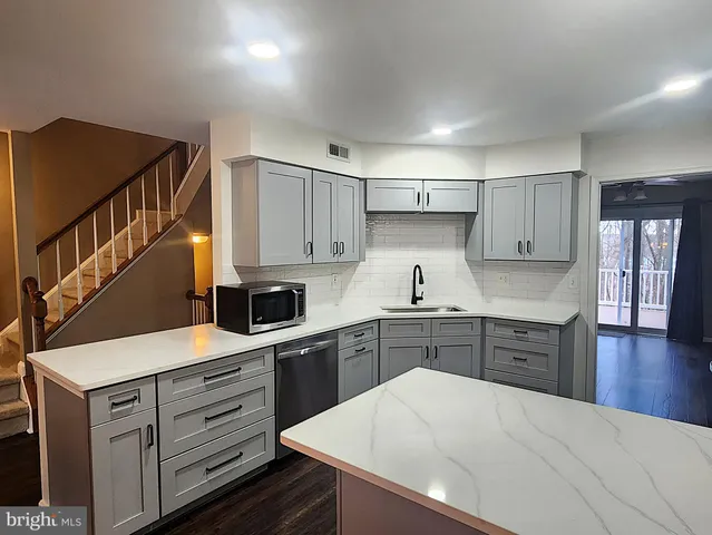 $2,895 | 14363 Long Channel Drive, Germantown, MD 20874