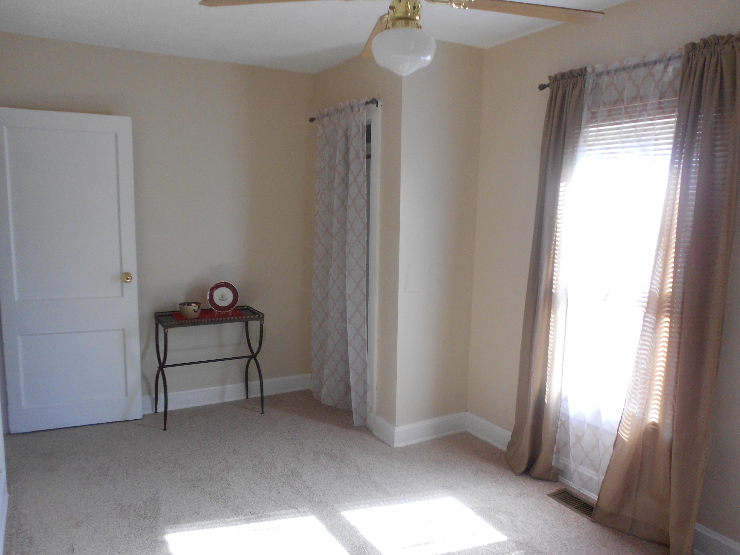 374 Walnut Street Circleville, OH 43113 - Photo 12 of 26