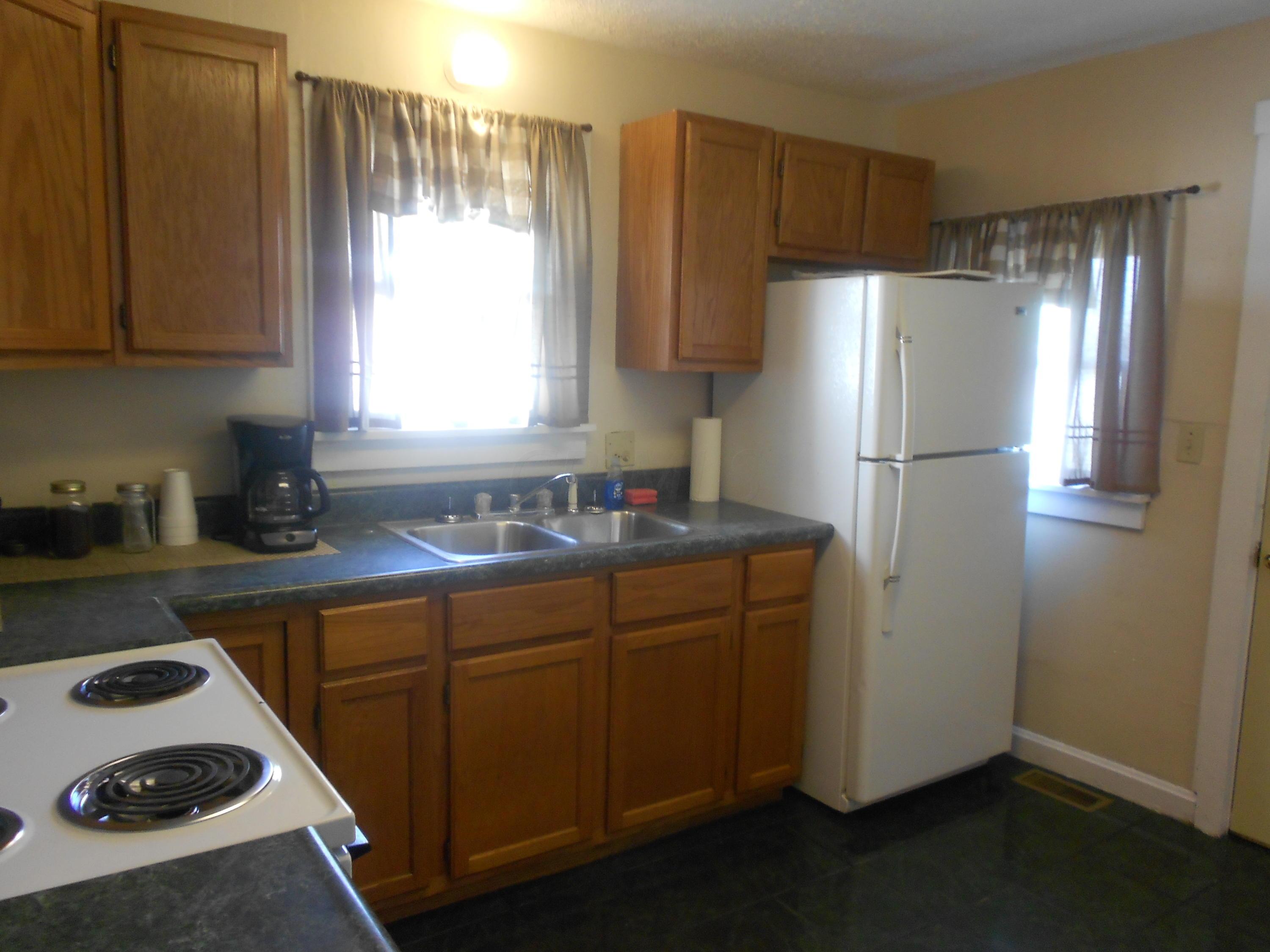 374 Walnut Street Circleville, OH 43113 - Photo 7 of 26