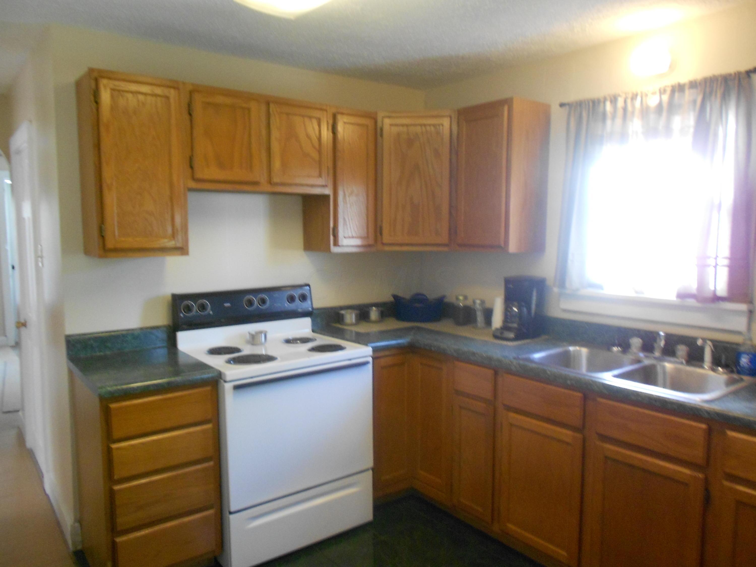 374 Walnut Street Circleville, OH 43113 - Photo 8 of 26