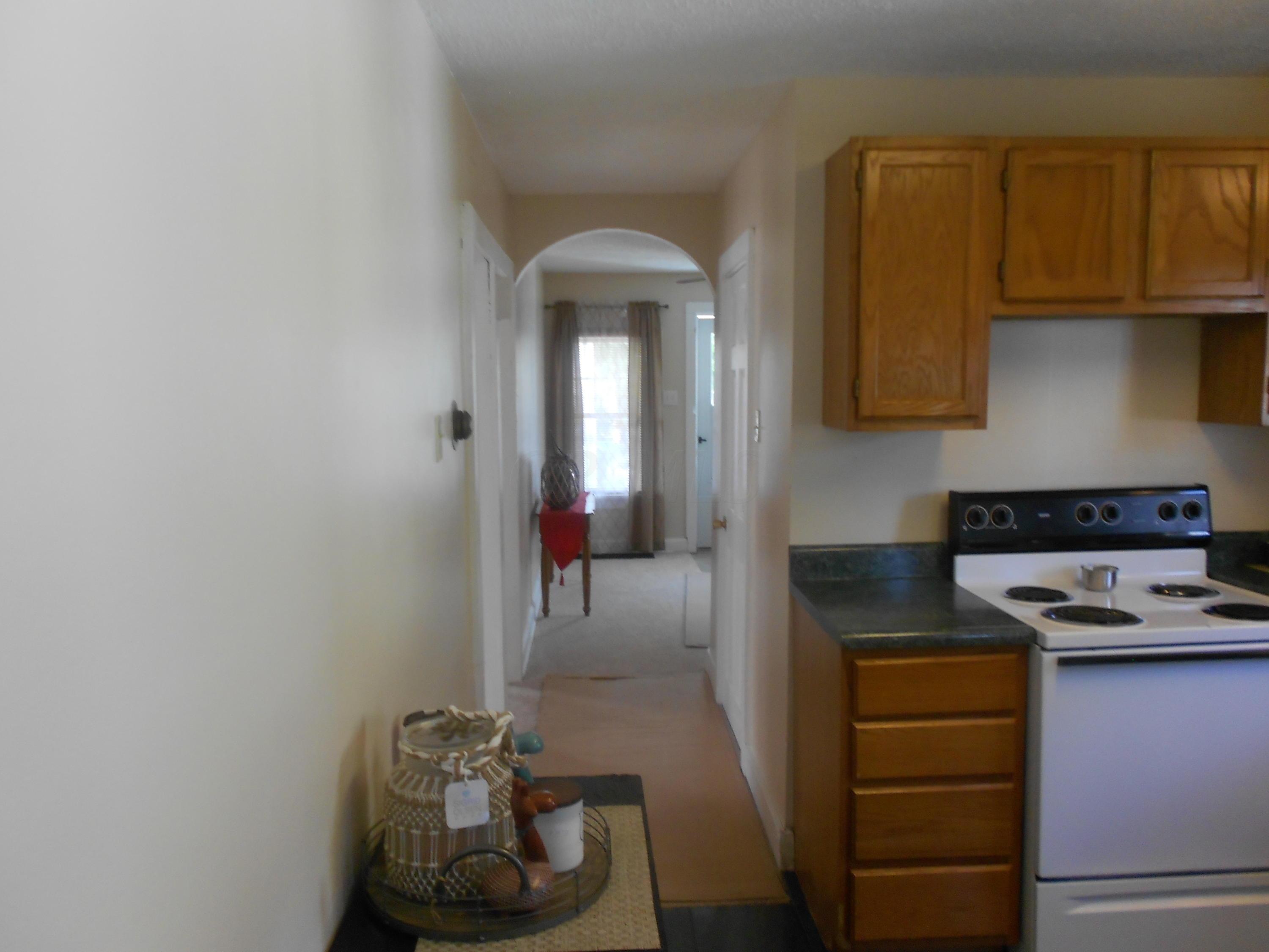 374 Walnut Street Circleville, OH 43113 - Photo 9 of 26