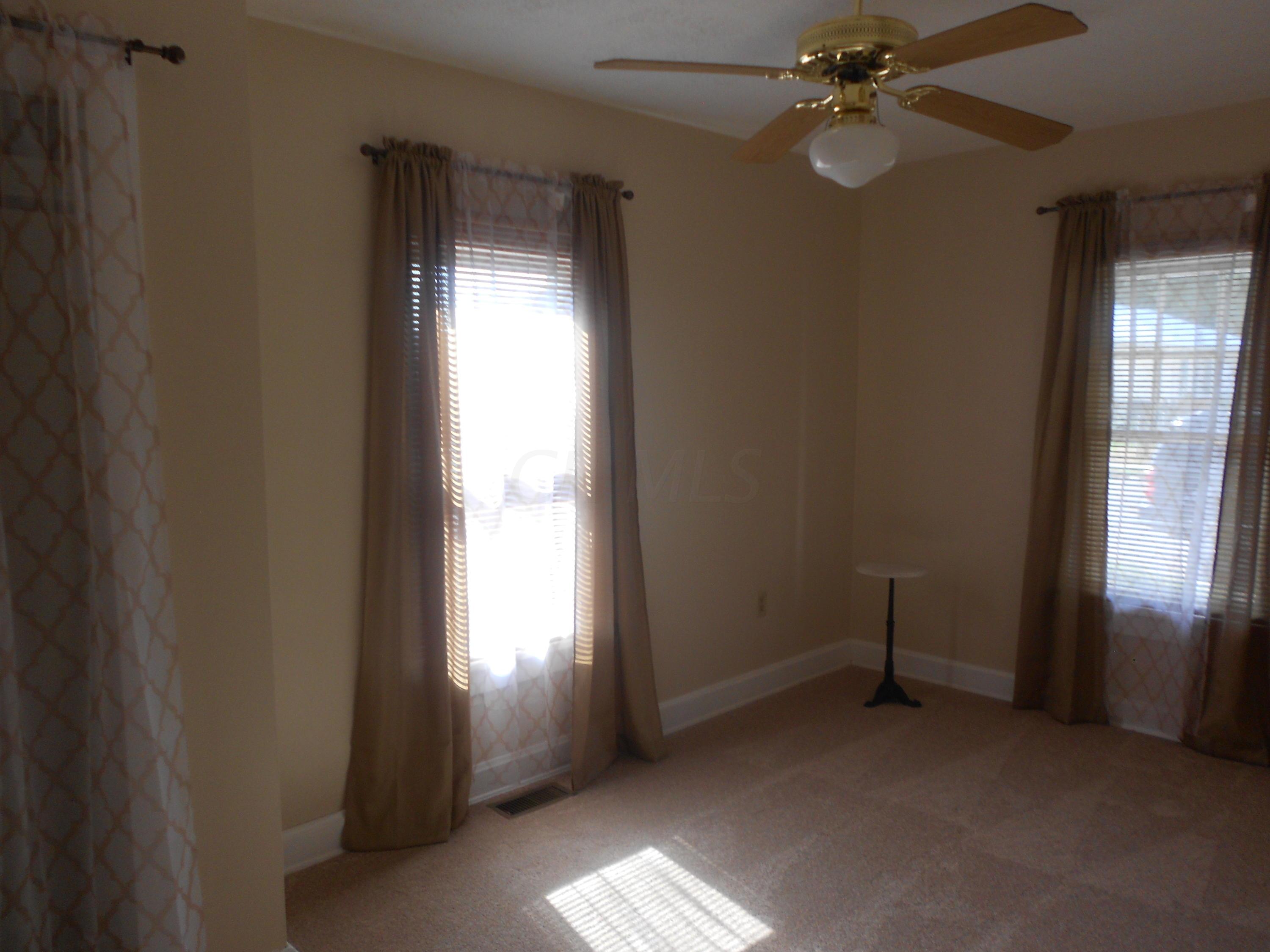 374 Walnut Street Circleville, OH 43113 - Photo 10 of 26