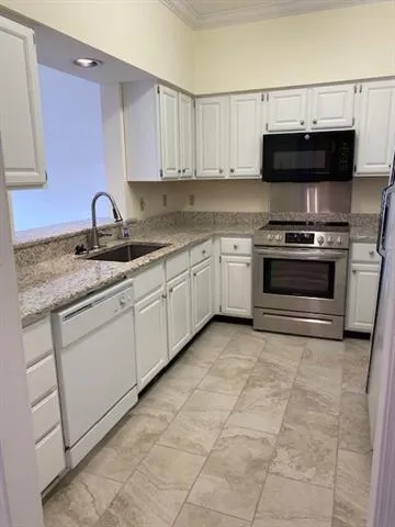 $2,900 | 801 Rue Burgundy Other, Unit 321, Metairie, LA 70005