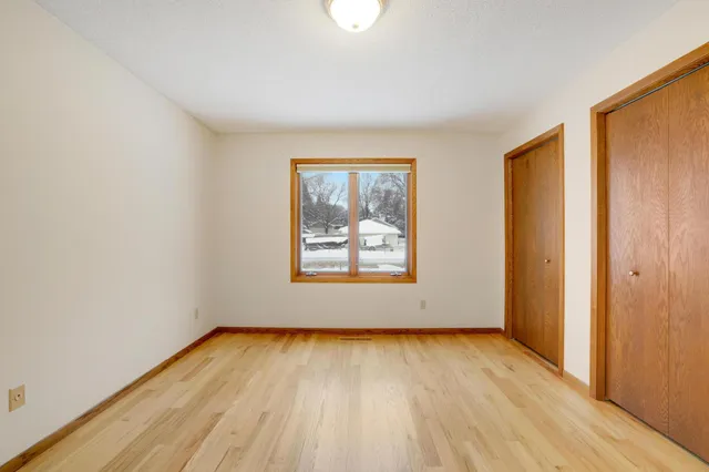 $399,900 | 2492 Beam Avenue, North St. Paul, MN 55109