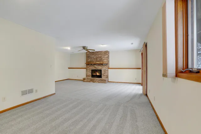 $399,900 | 2492 Beam Avenue, North St. Paul, MN 55109