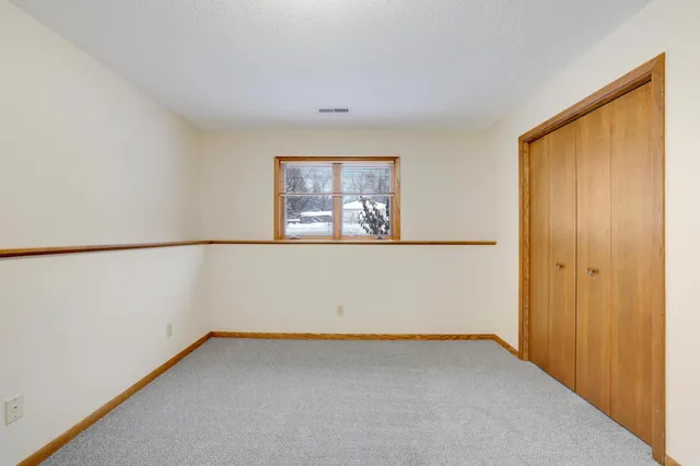 $399,900 | 2492 Beam Avenue, North St. Paul, MN 55109