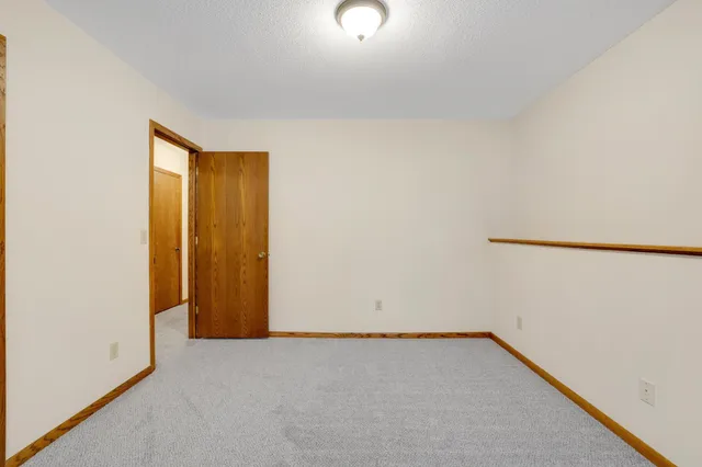 $399,900 | 2492 Beam Avenue, North St. Paul, MN 55109