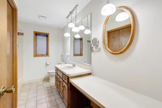 $399,900 | 2492 Beam Avenue, North St. Paul, MN 55109