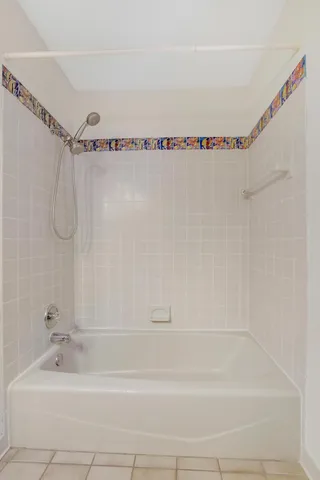 $399,900 | 2492 Beam Avenue, North St. Paul, MN 55109