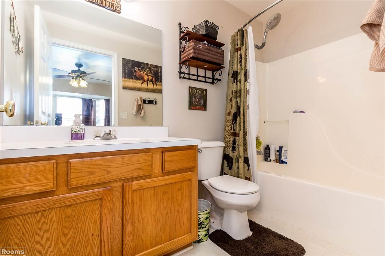 52204 Rivard Road New Baltimore, MI 48047 - Photo 12 of 22