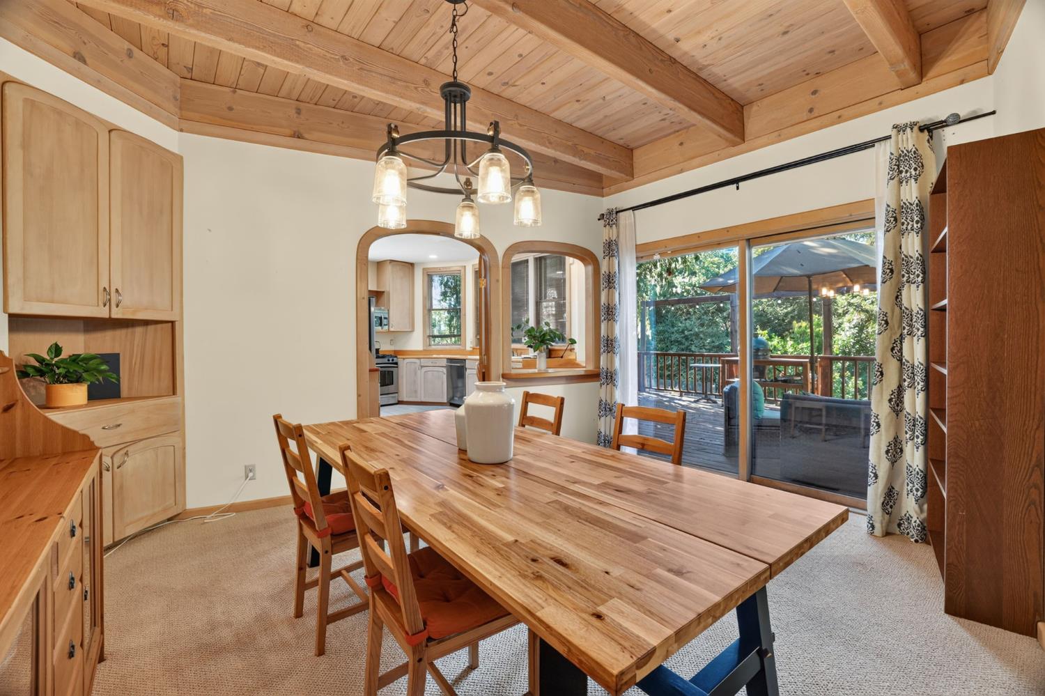 3940 Bannister Road Fair Oaks, CA 95628 - Photo 11 of 78 Gallery Image 11