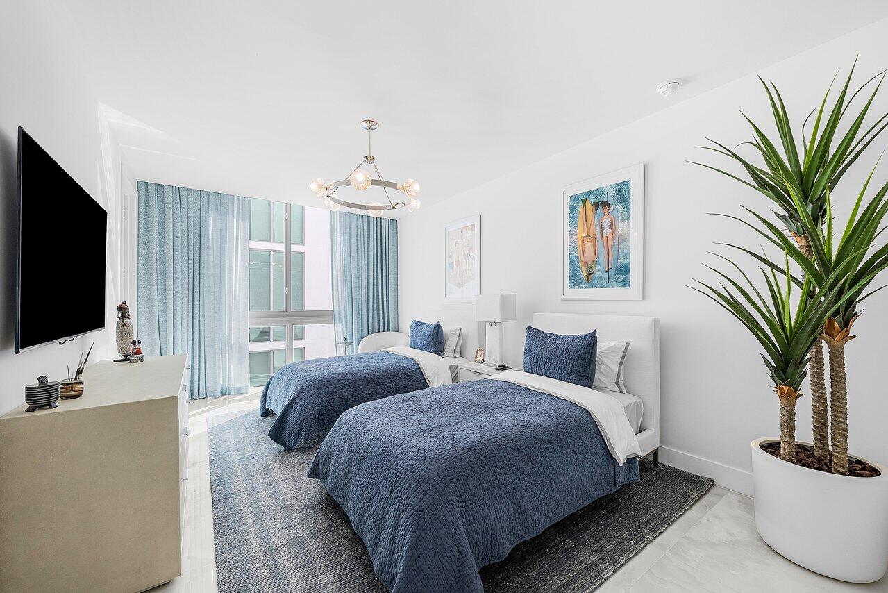 475 East Royal Palm Road, Unit 805 Boca Raton, FL 33432 - Photo 20 of 41 Bedroom 2