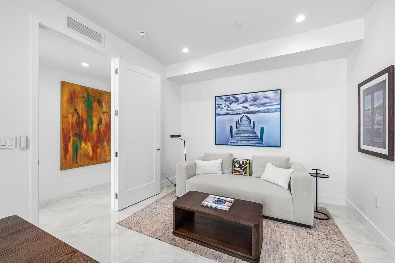 475 East Royal Palm Road, Unit 805 Boca Raton, FL 33432 - Photo 24 of 41 Bedroom 4