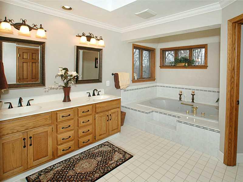 1803 Ridge Road Jeannette, PA 15644 - Photo 15 of 25 Master Bath/Spa.