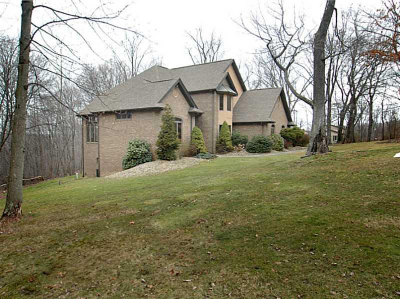 1803 Ridge Road Jeannette, PA 15644 - Photo 23 of 25 Yard/Garden.