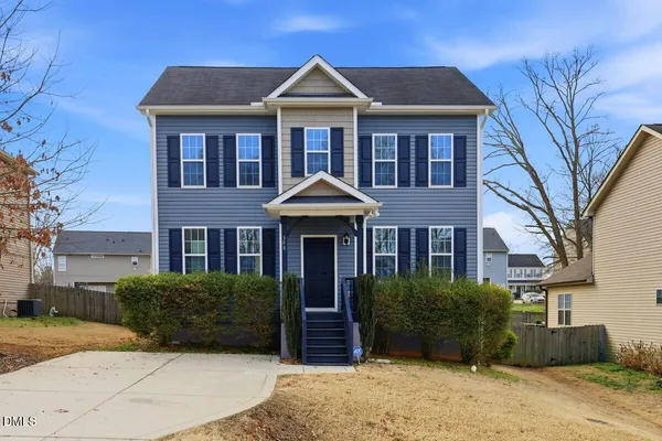$369,900 | 308 Chamberlain Drive, Clayton, NC 27527