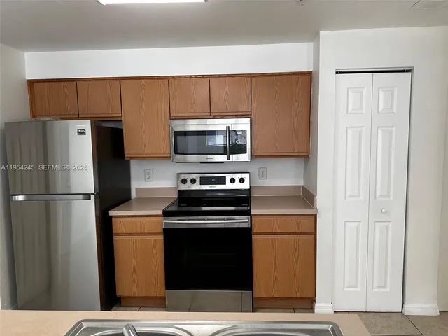 $1,350 | 3502 Windy Walk Way, Unit 2111, Orlando, FL 32837