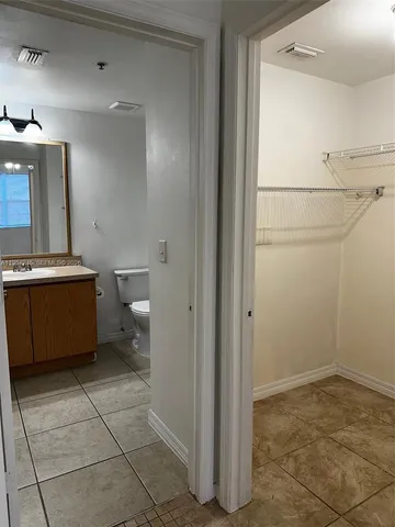 $1,350 | 3502 Windy Walk Way, Unit 2111, Orlando, FL 32837