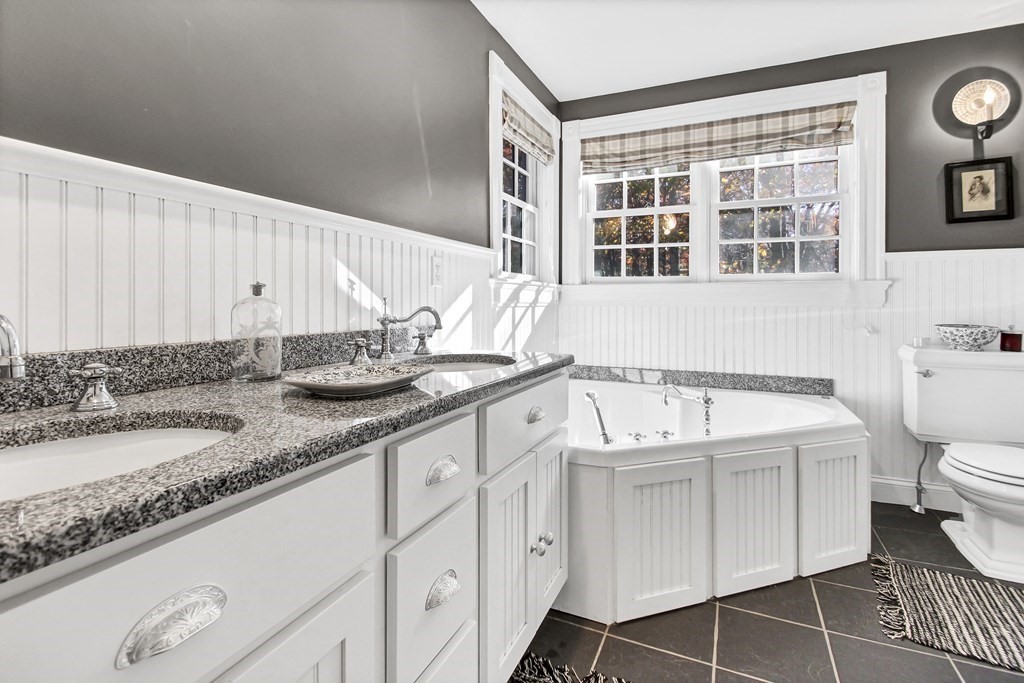40 Sawmill Ridge Road Haverhill, MA 01832 - Photo 25 of 34