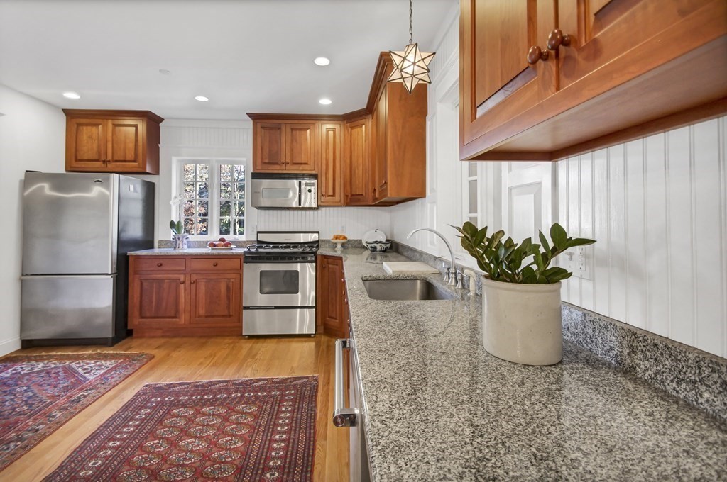 40 Sawmill Ridge Road Haverhill, MA 01832 - Photo 6 of 34