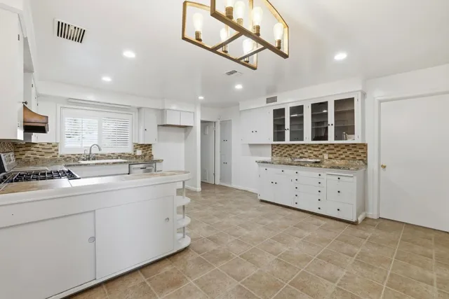 $2,845 | 9623 Adams Street, Elk Grove, CA 95624