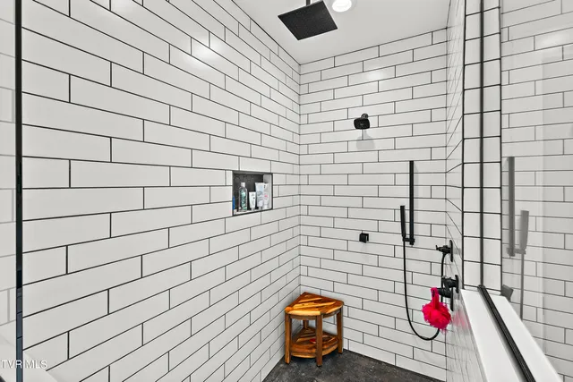 $1,800,000 | 131 Brown Drive, Chuckey, TN 37641