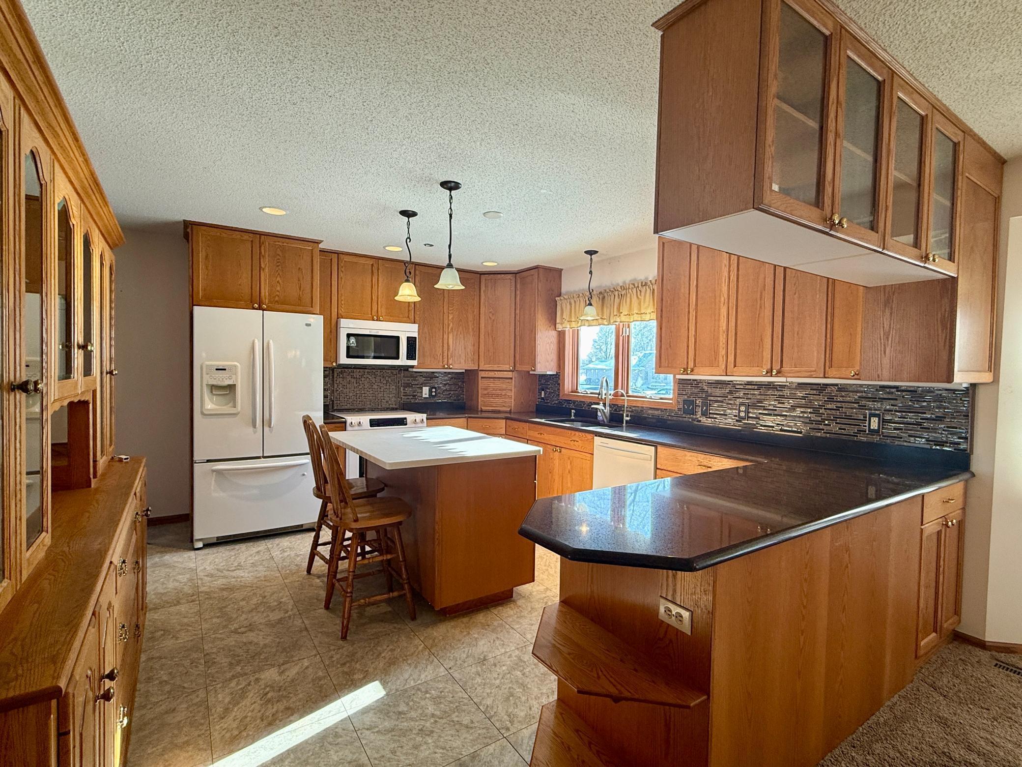 236 Wilson Street Alden, MN 56009 - Photo 6 of 38