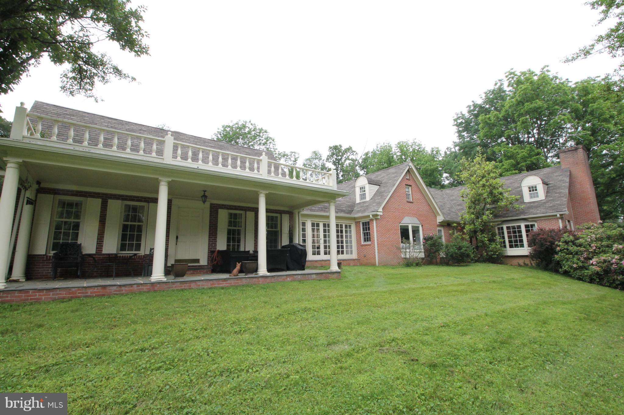 151 Lloyd Road West Grove, PA 19390 - Photo 3 of 49 Exterior back