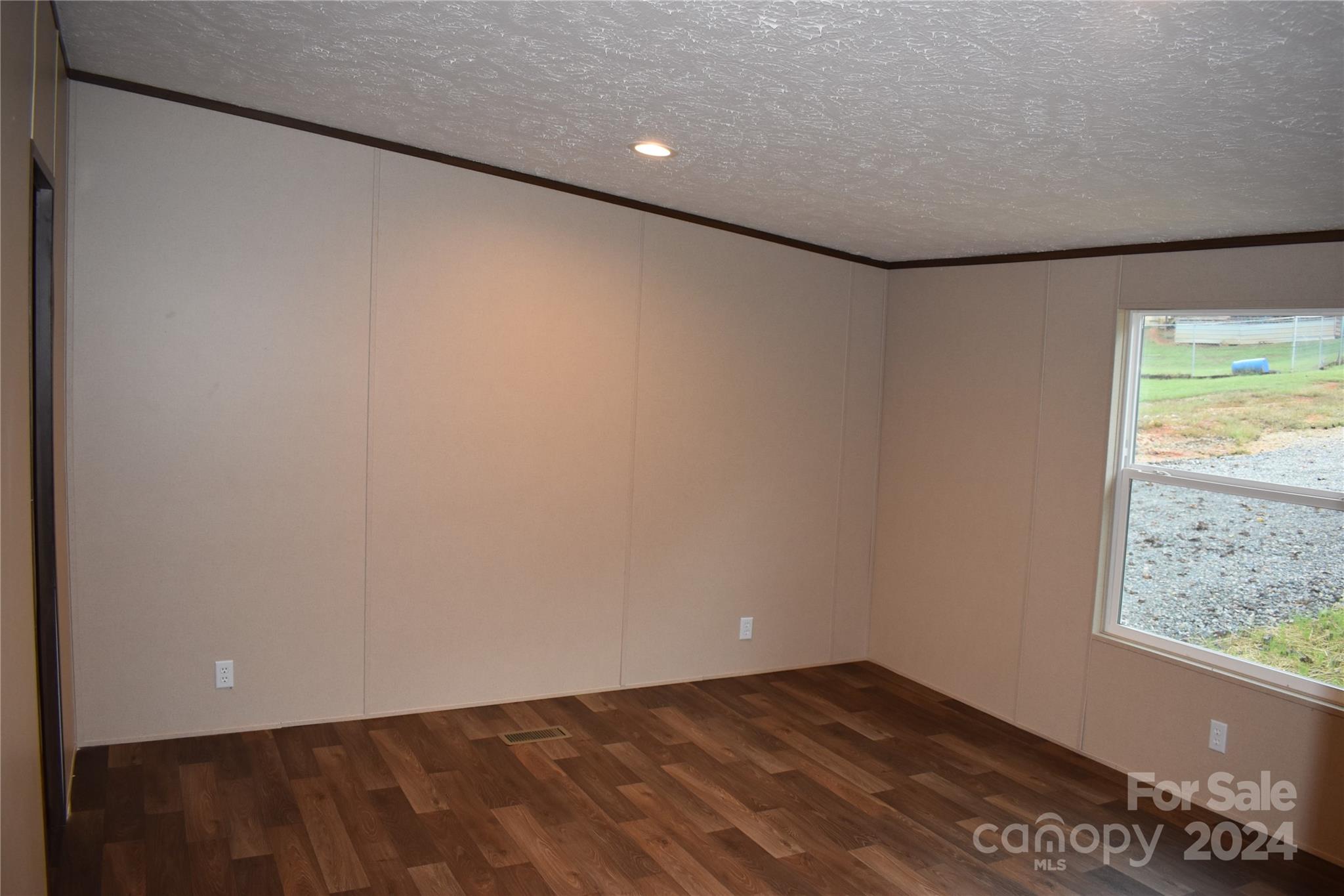 40 Madac Ridge Marion, NC 28752 - Photo 15 of 38