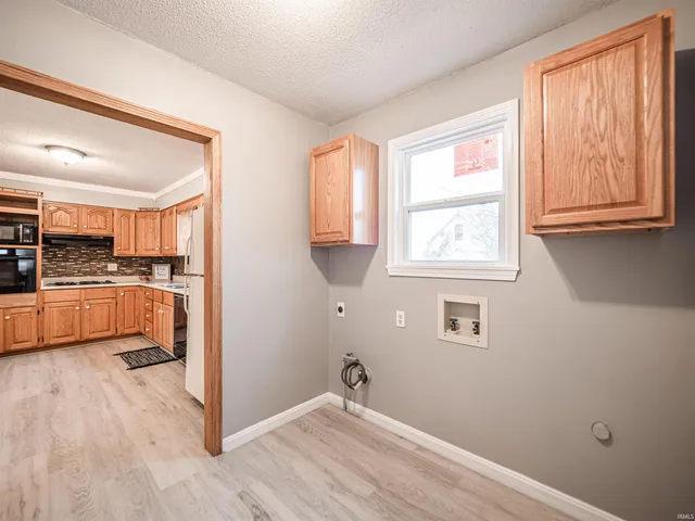 $254,900 | 914 West 5th Street, Mount Vernon, IN 47620