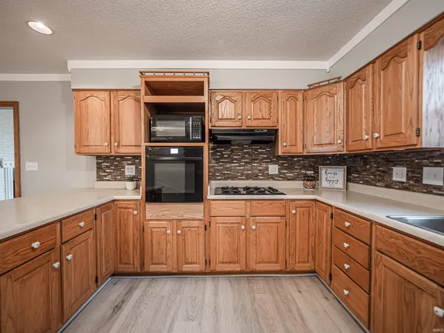 $254,900 | 914 West 5th Street, Mount Vernon, IN 47620