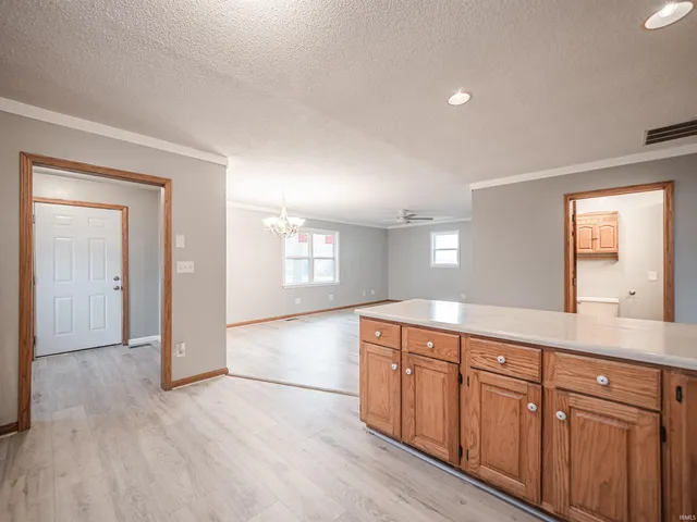 $254,900 | 914 West 5th Street, Mount Vernon, IN 47620