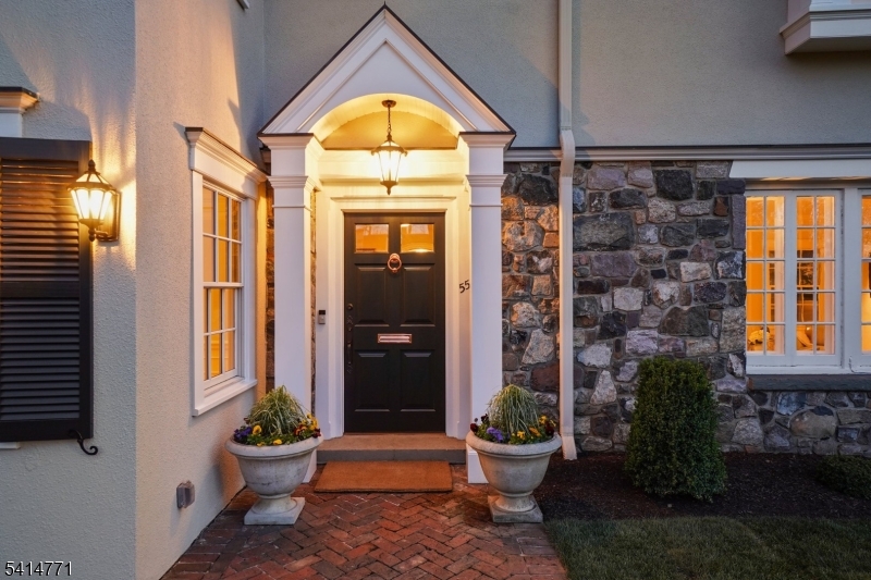 55 Oxbow Lane Summit, NJ 07901 - Photo 3 of 50