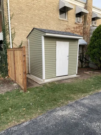 $598,417 | 1018 East Oak Avenue, La Grange Park, IL 60526