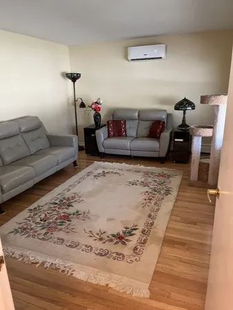 $598,417 | 1018 East Oak Avenue, La Grange Park, IL 60526