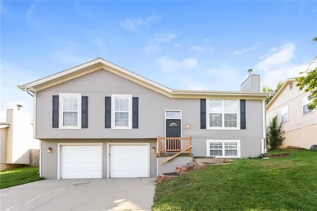 $2,410 | 3401 Northwest 84th Terrace, Kansas City, MO 64154