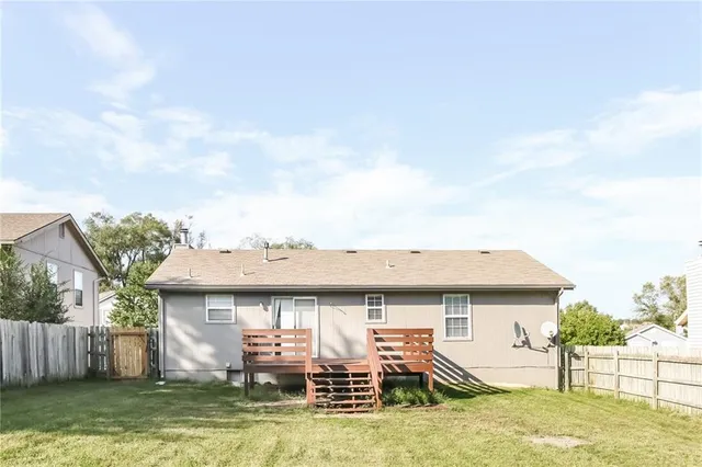 $2,410 | 3401 Northwest 84th Terrace, Kansas City, MO 64154