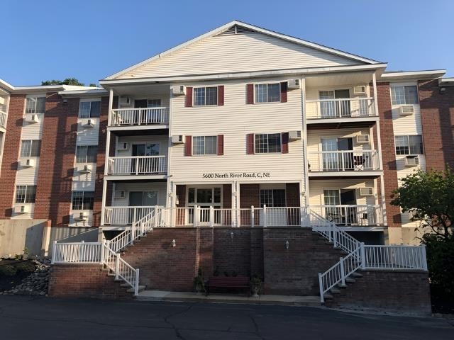 490 River Road, Unit 31 Manchester, NH 03104 - Photo 1 of 28