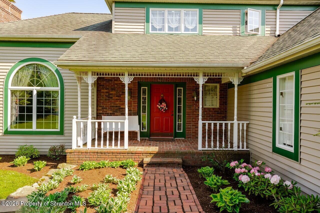 11 Rice Drive Dallas, PA 18612 - Photo 6 of 82 6