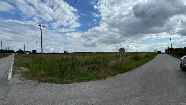 $389,900 | 61 North State Route, Lynnville, IN 47619