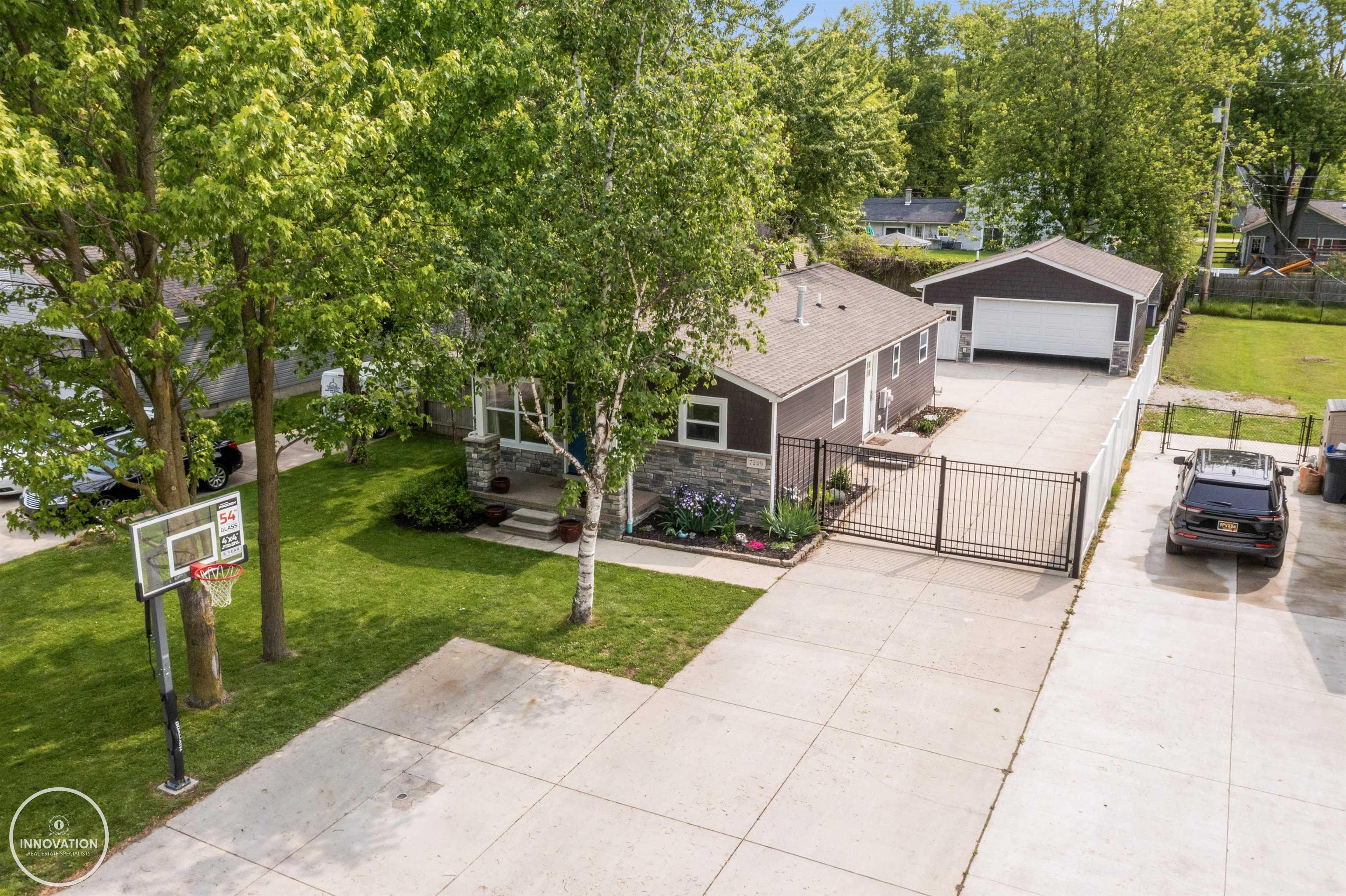 7249 Meldrum Road Fair Haven, MI 48023 - Photo 1 of 40 50176929-42e31386-f17e-448e-8ccc-86882516c384.JPG