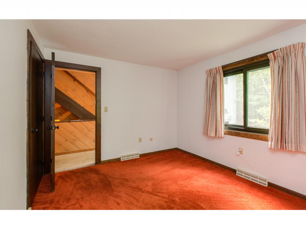 280 Chestnut Hill Road New Boston, NH 03070 - Photo 11 of 25