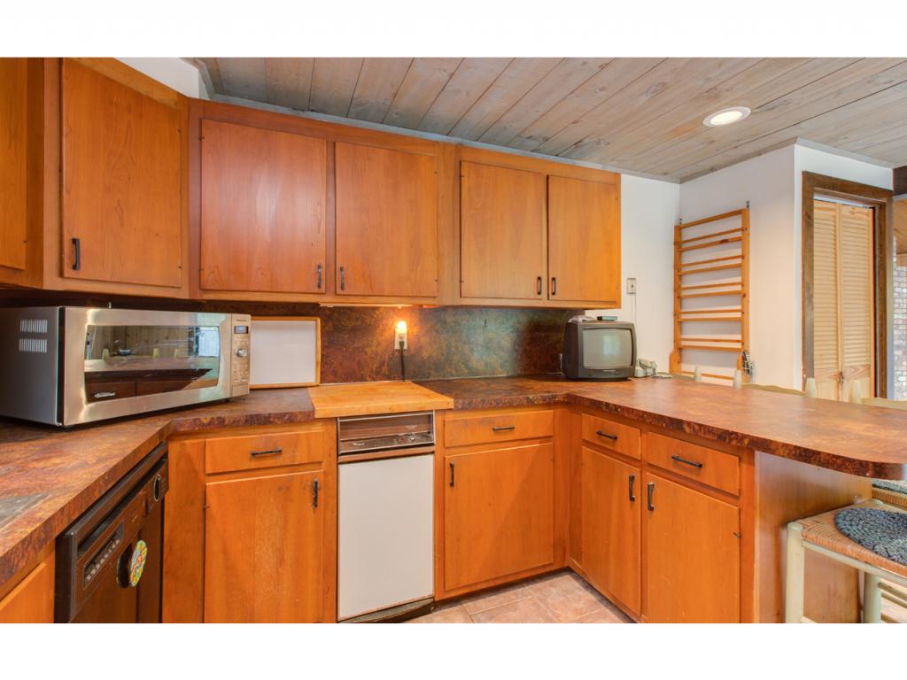 280 Chestnut Hill Road New Boston, NH 03070 - Photo 5 of 25