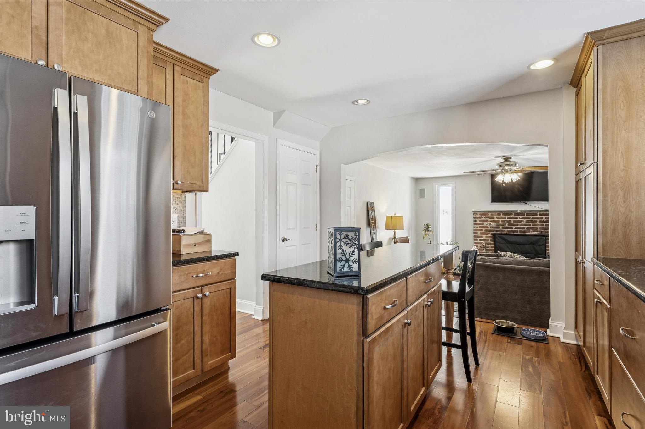 411 Forge Lane Exton, PA 19341 - Photo 12 of 35 Island with seating