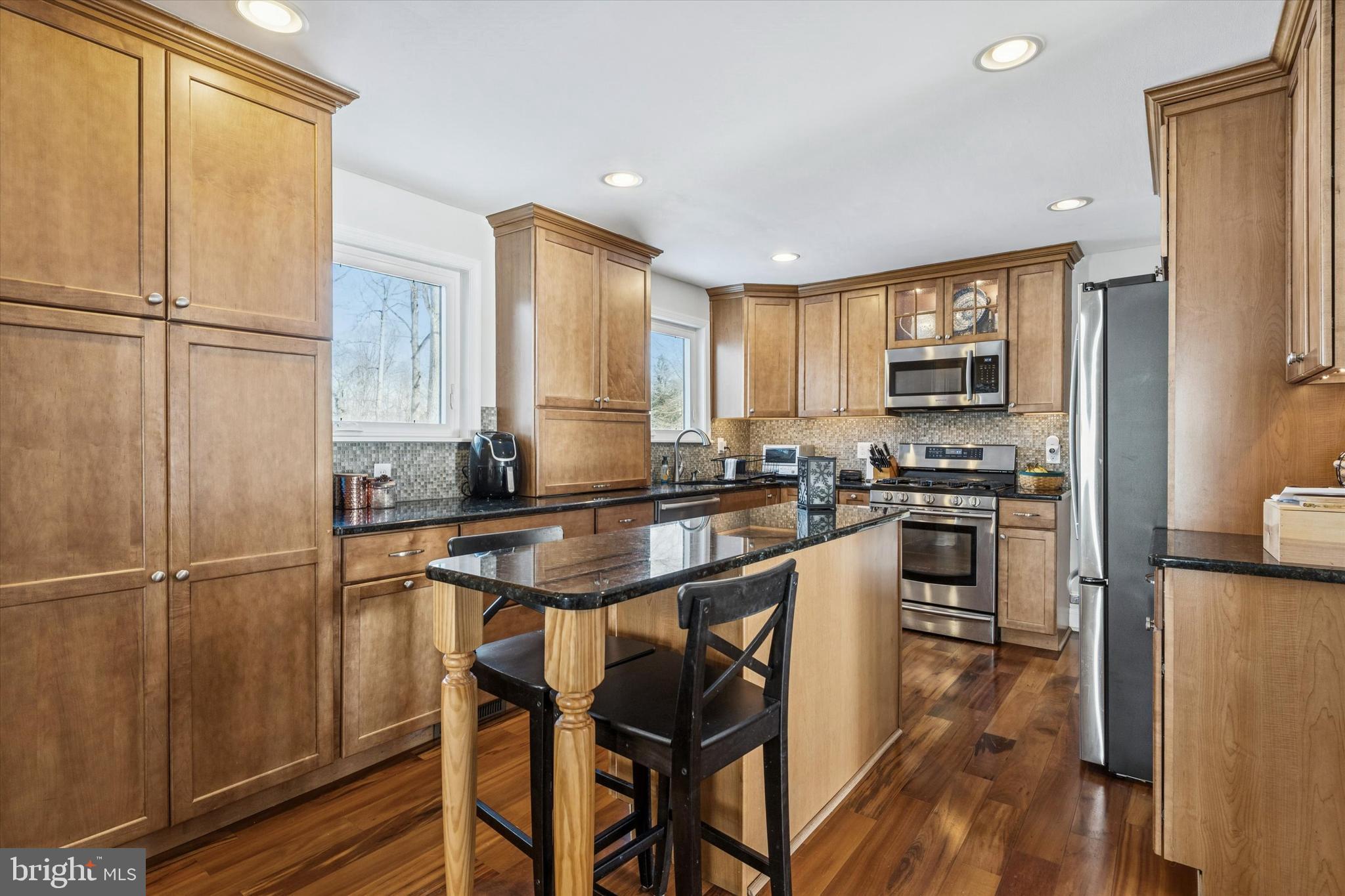 411 Forge Lane Exton, PA 19341 - Photo 10 of 35 Gorgeous Kitchen