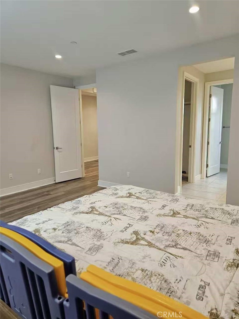 117 Parakeet Irvine, CA 92620 - Photo 13 of 18