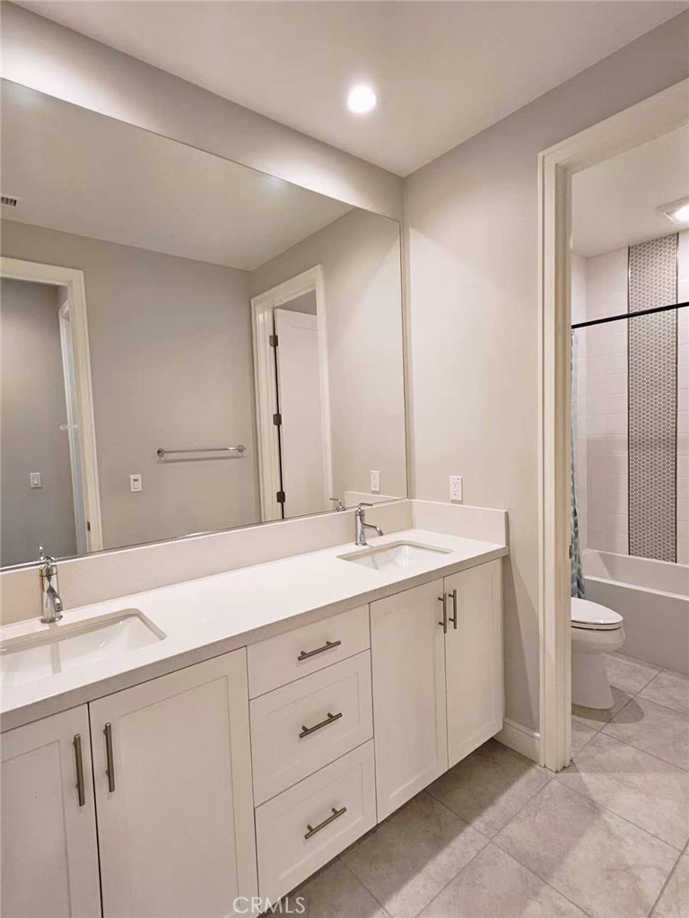 117 Parakeet Irvine, CA 92620 - Photo 17 of 18